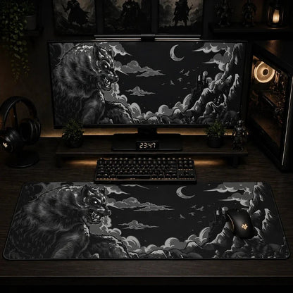 Night Predator Deskmat - Fictioo